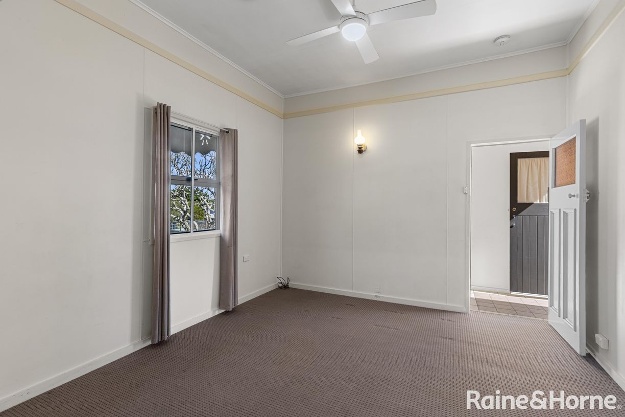 31 Miva Street — photo 10 of 22