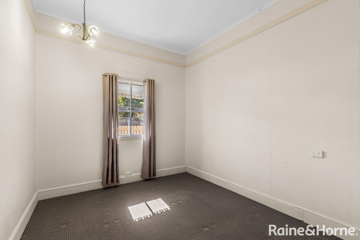 31 Miva Street — photo 13 of 22