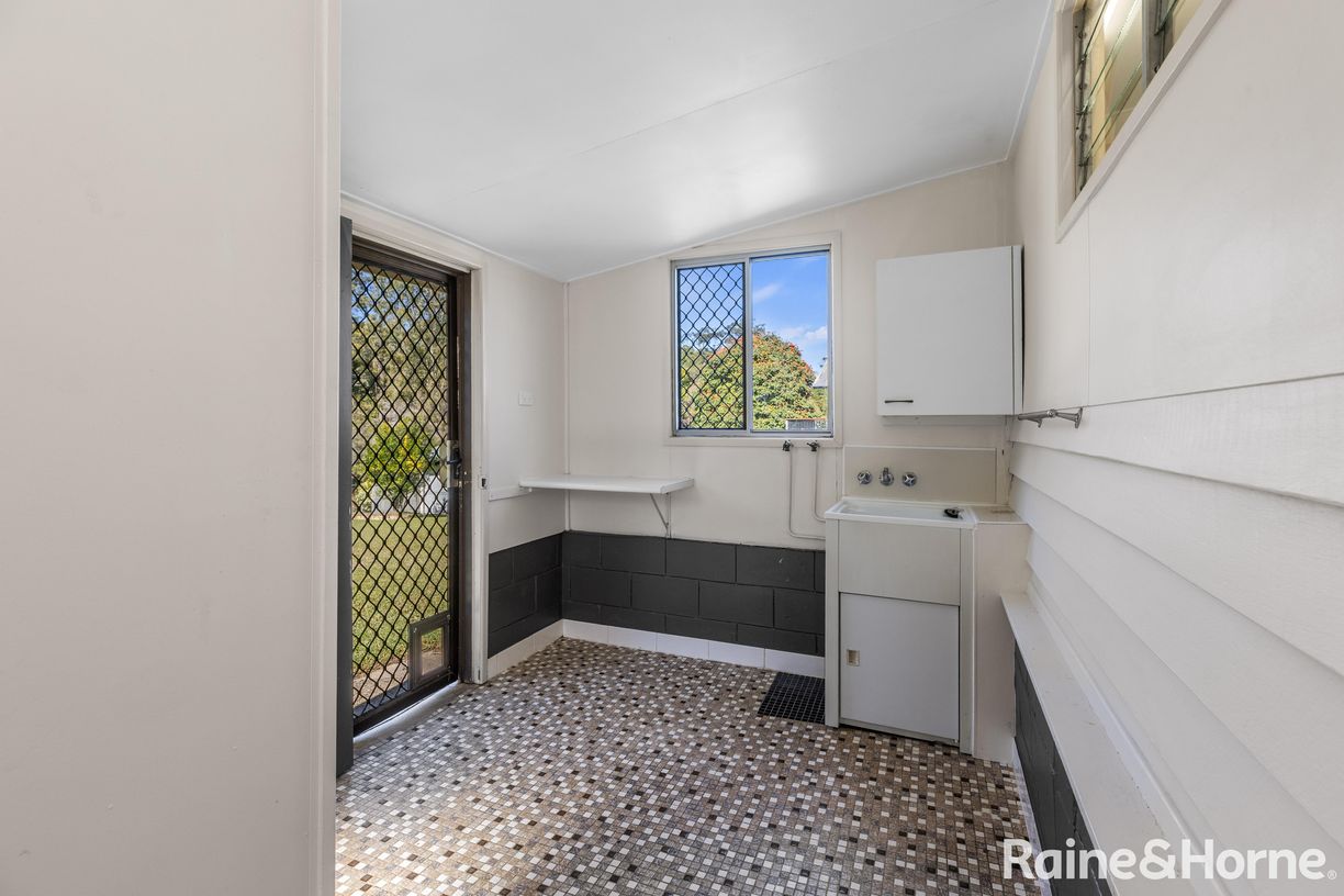 31 Miva Street — photo 14 of 22