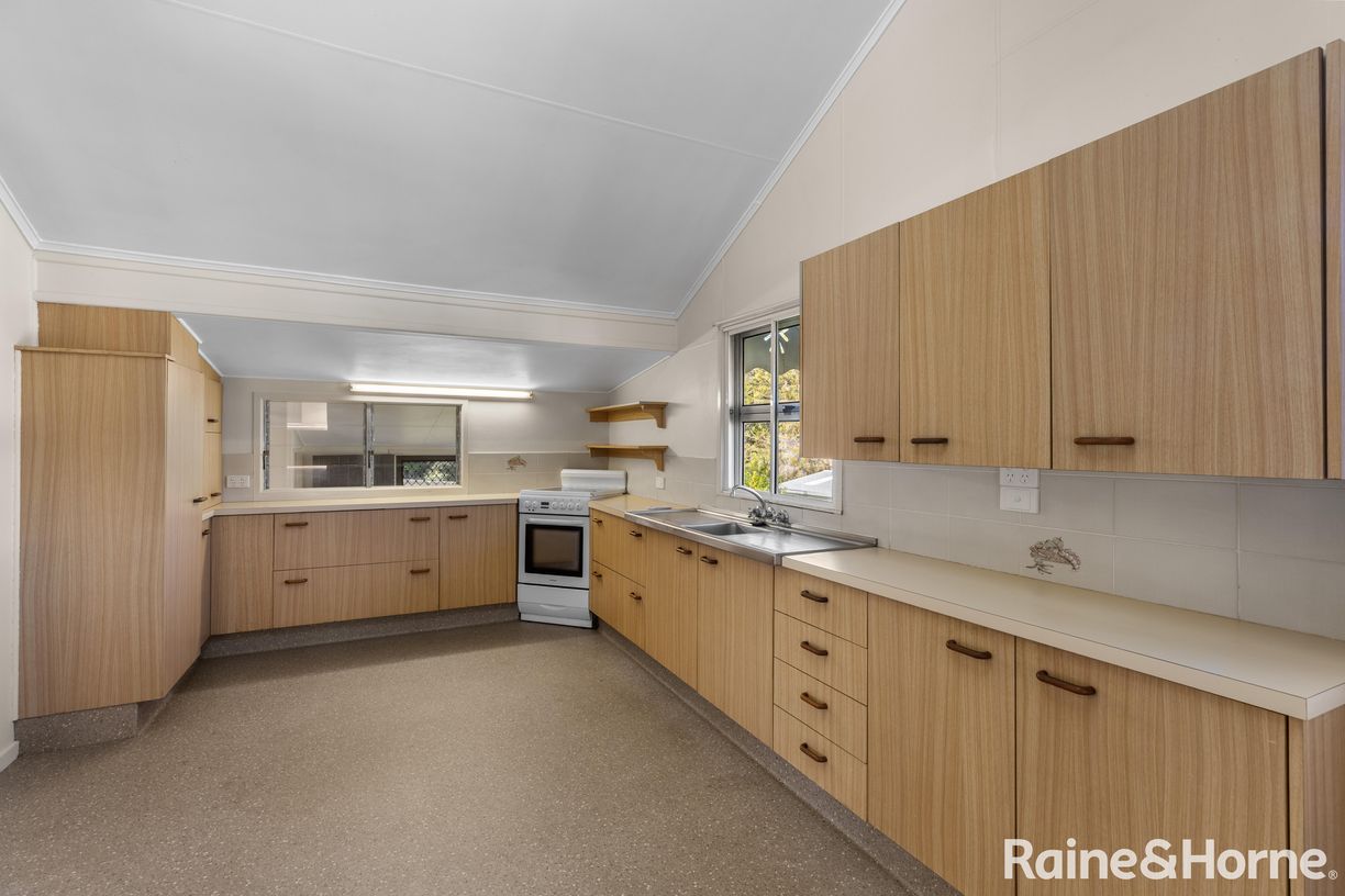 31 Miva Street — photo 18 of 22