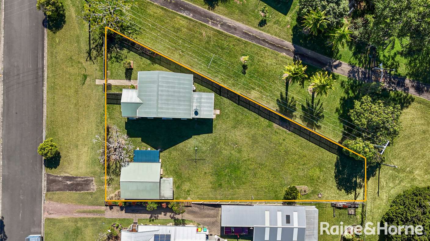 31 Miva Street — photo 22 of 22