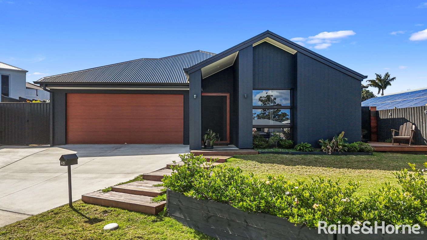 40 Blue Wren Place — photo 17 of 20