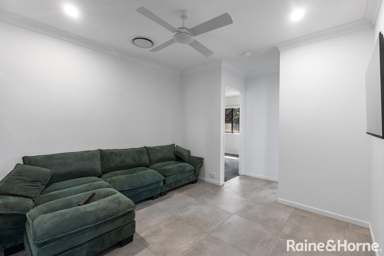 40 Blue Wren Place — photo 15 of 20