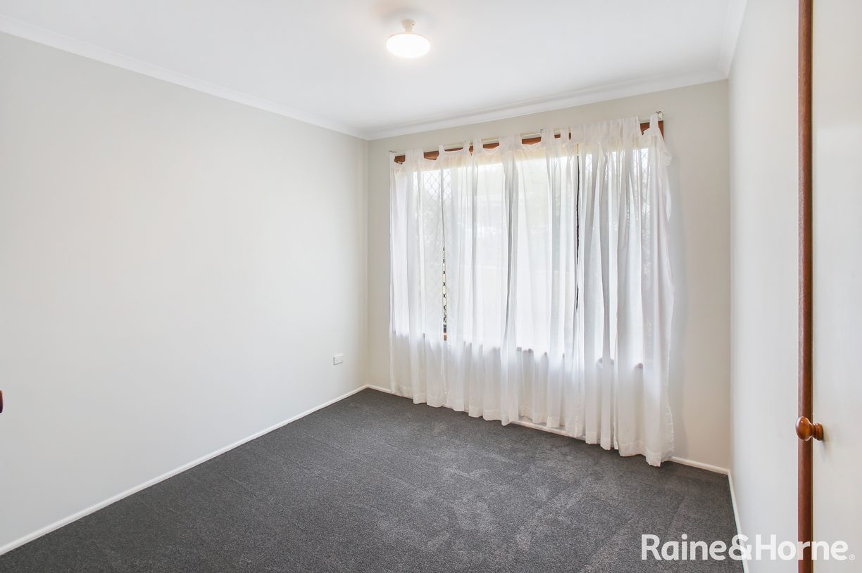 9 Tree Street — photo 7 of 9