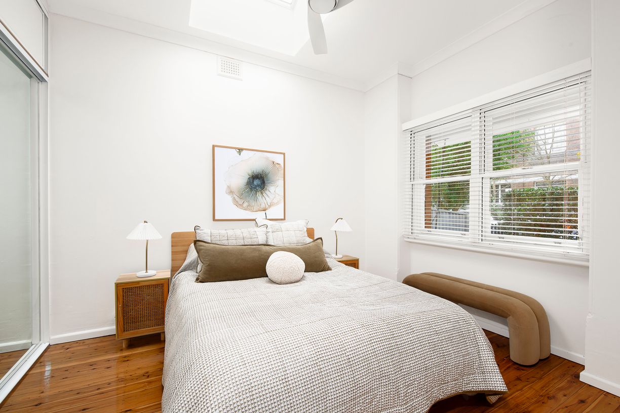 20 Gordon Street — photo 5 of 9