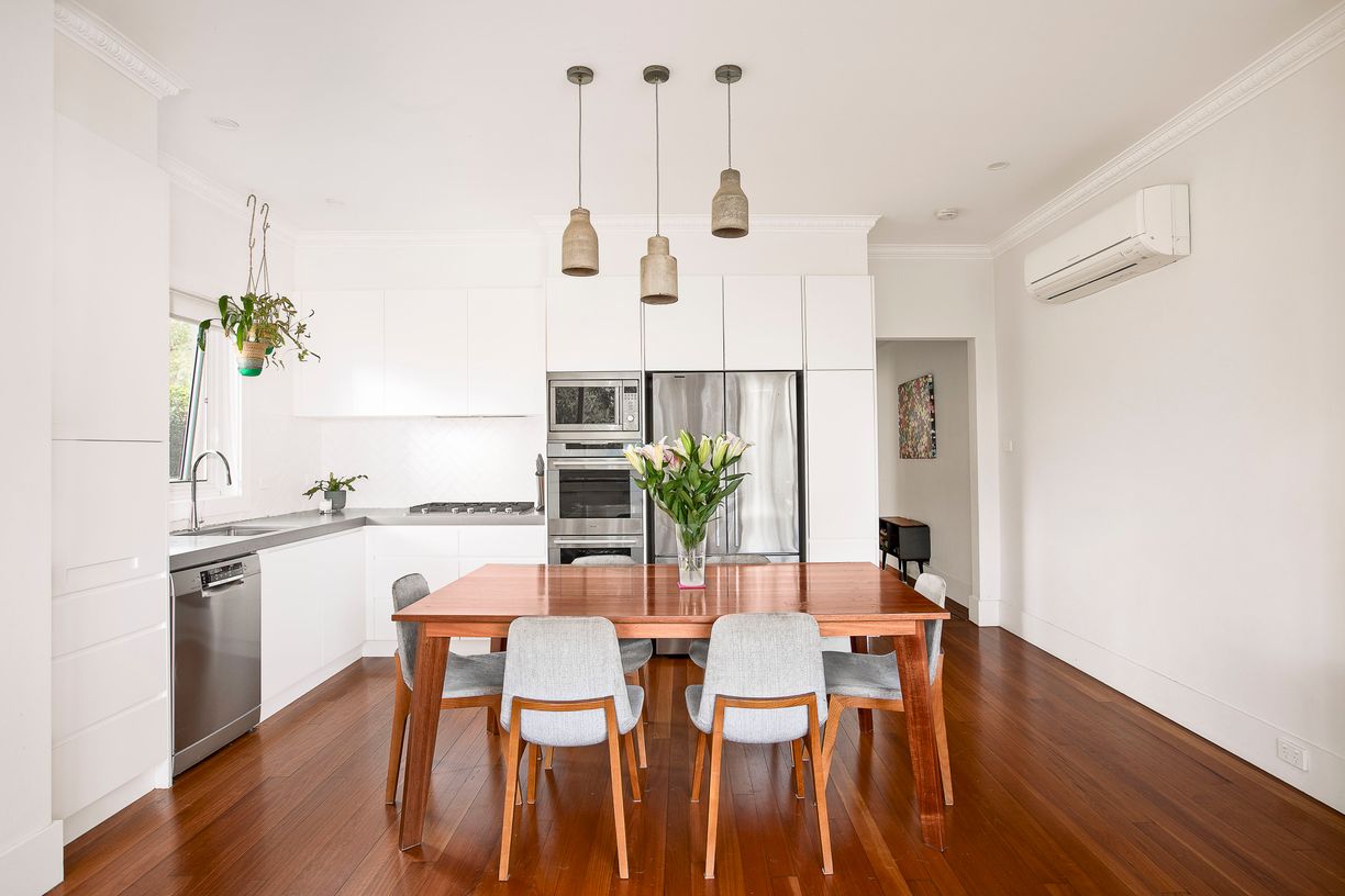 52 Ruby Street — photo 4 of 9