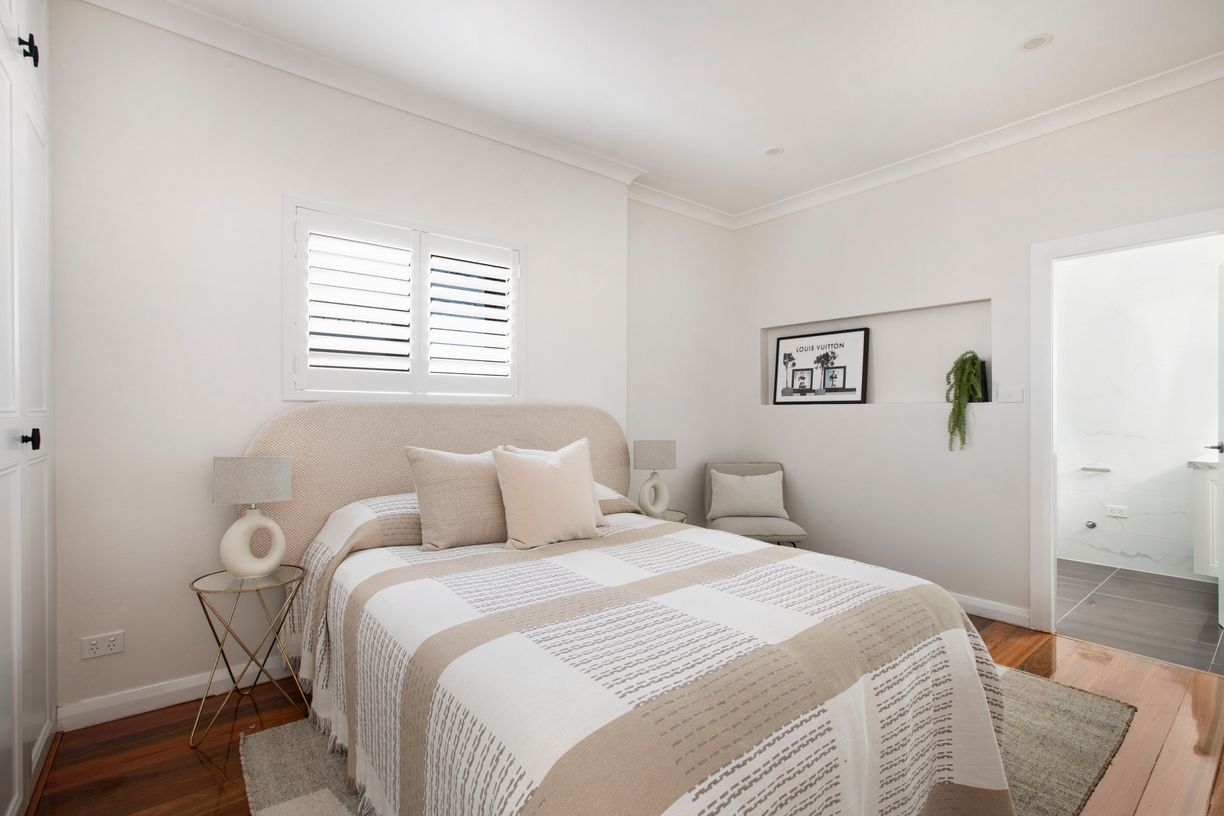 62 Silver Street — photo 10 of 12