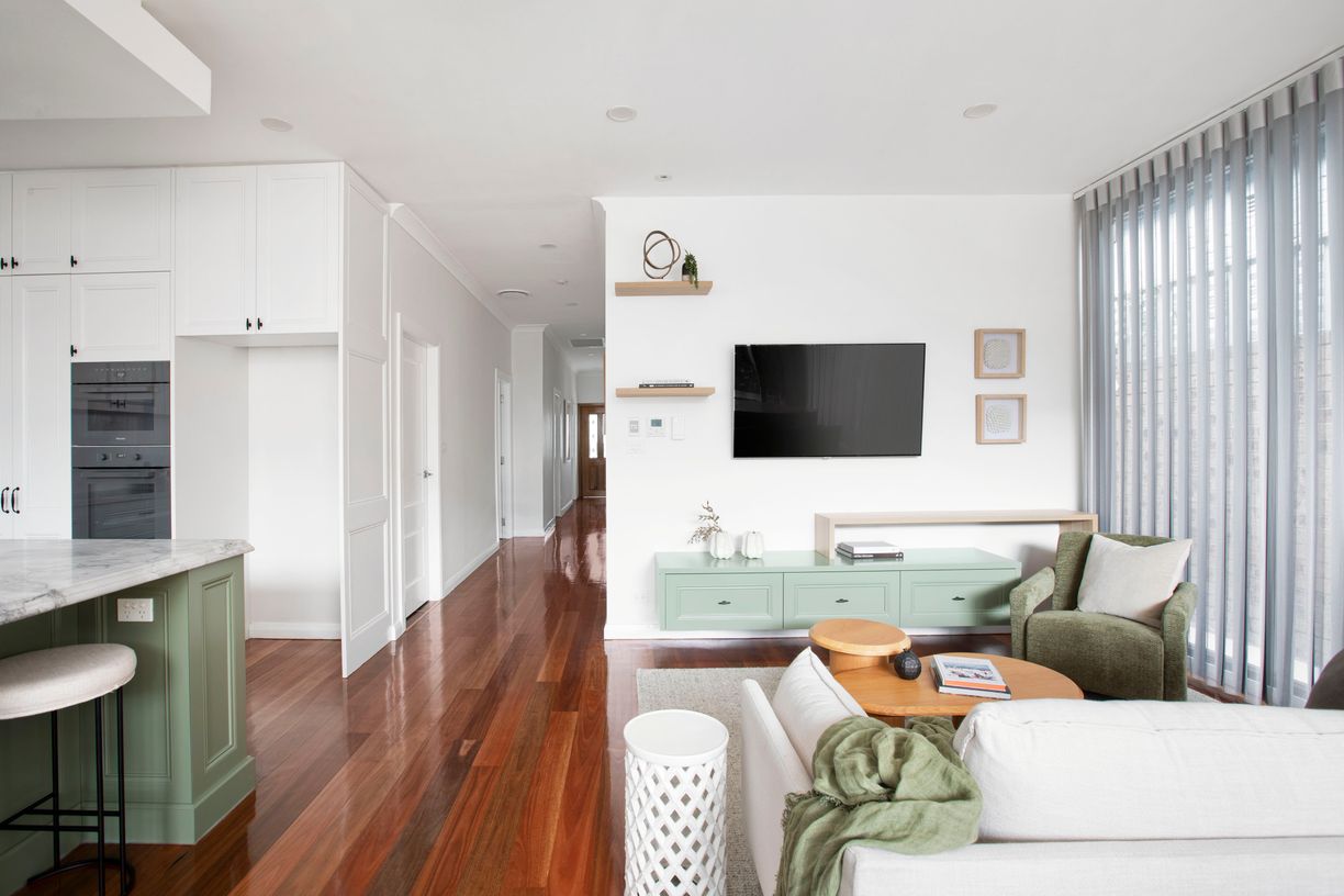 62 Silver Street — photo 4 of 12