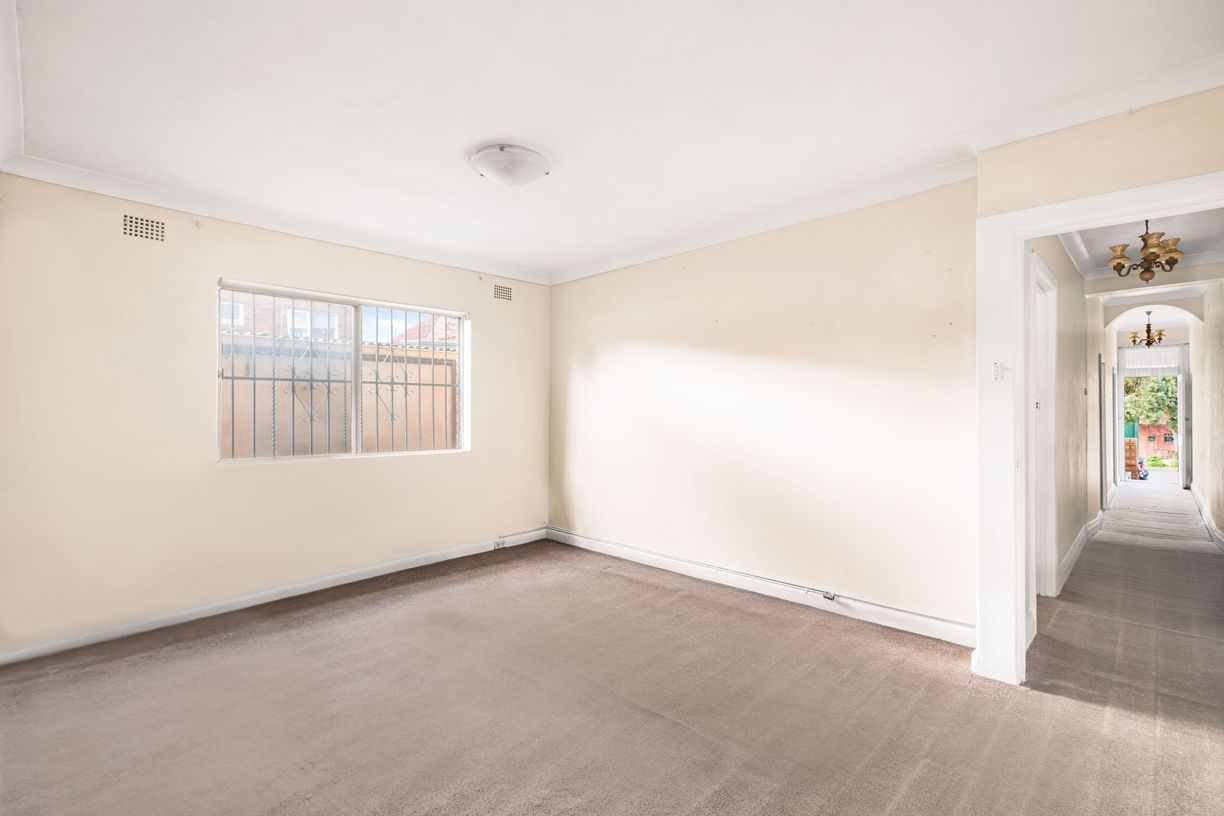 70 Samuel Street — photo 2 of 9