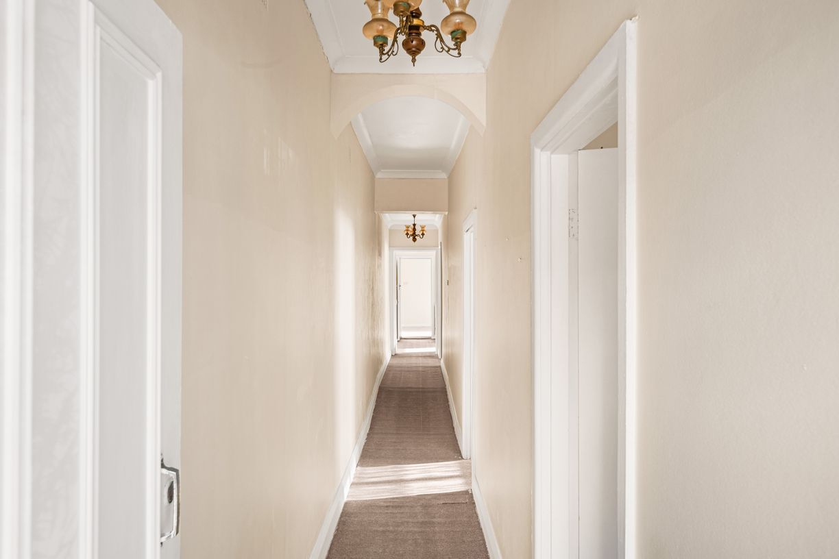 70 Samuel Street — photo 4 of 9