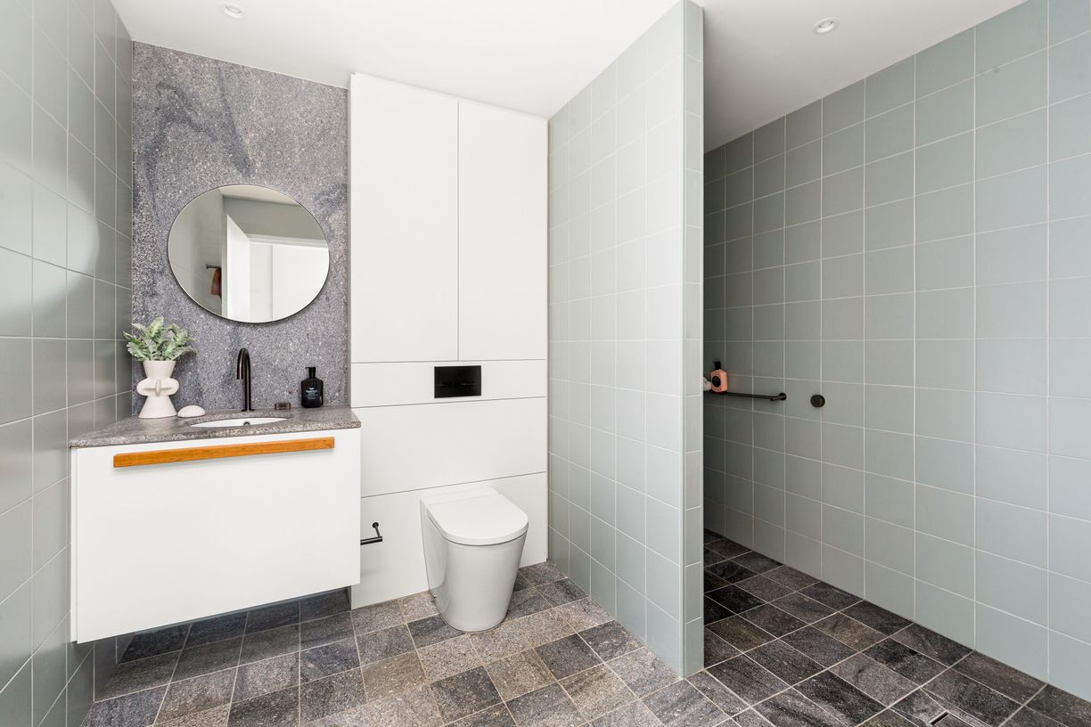 1005/186C Victoria Road — photo 8 of 15