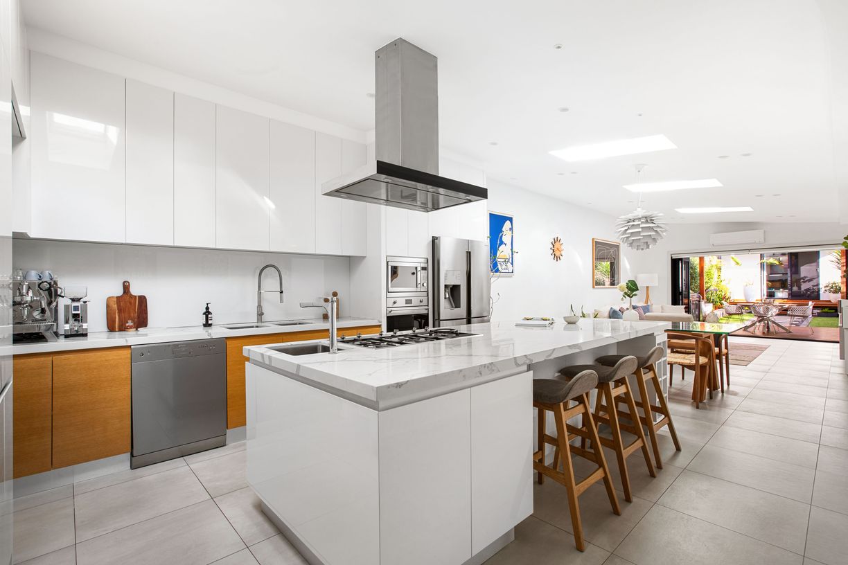 24 Macauley Street — photo 3 of 16