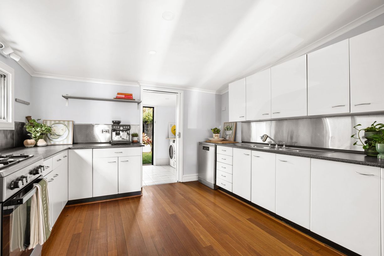37 Cook Road — photo 4 of 11