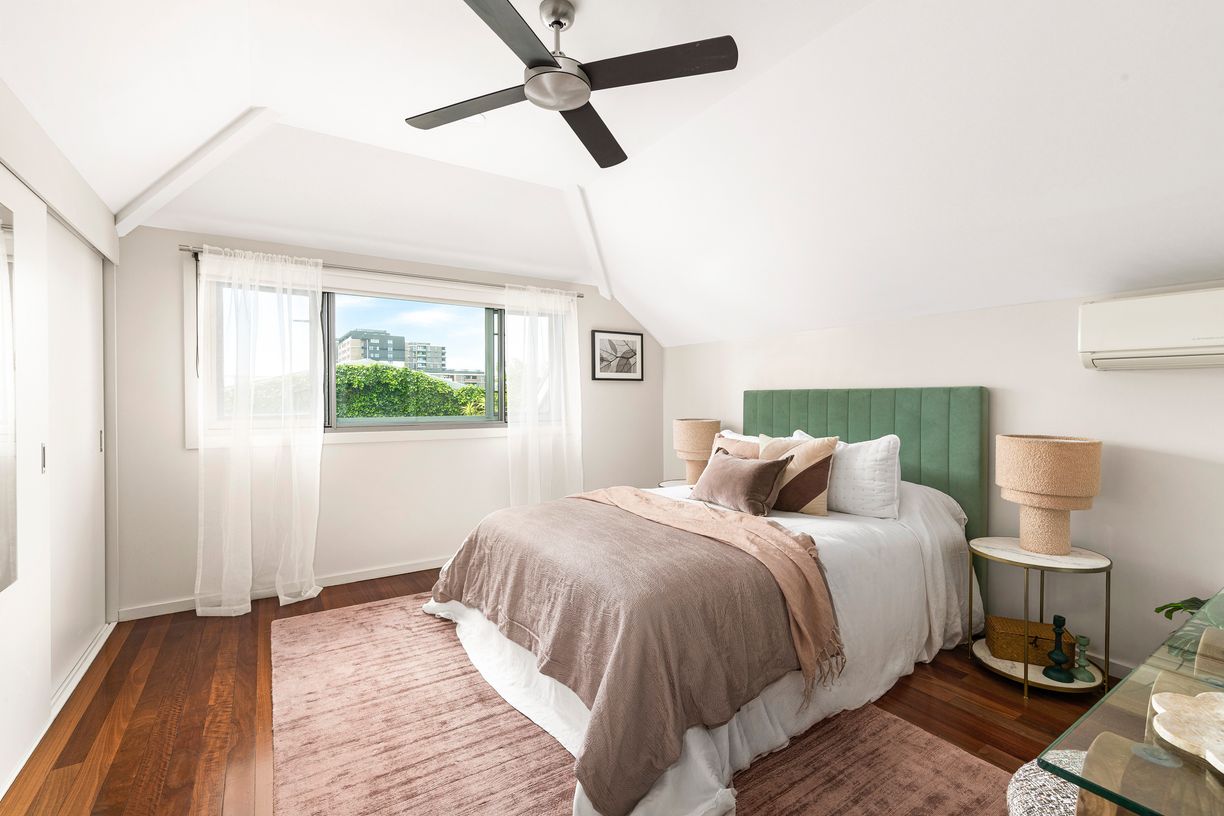 40 Edward Street — photo 8 of 11