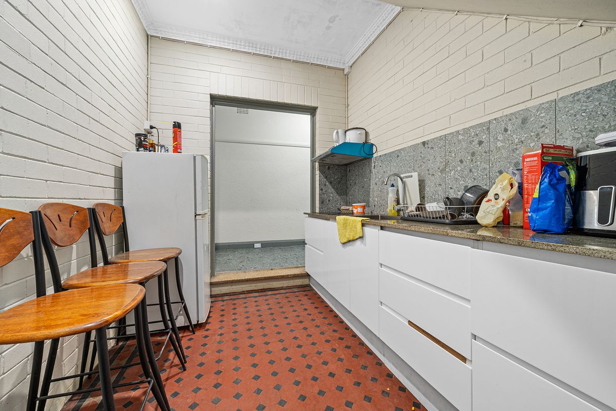 87 Liverpool Road — photo 16 of 20