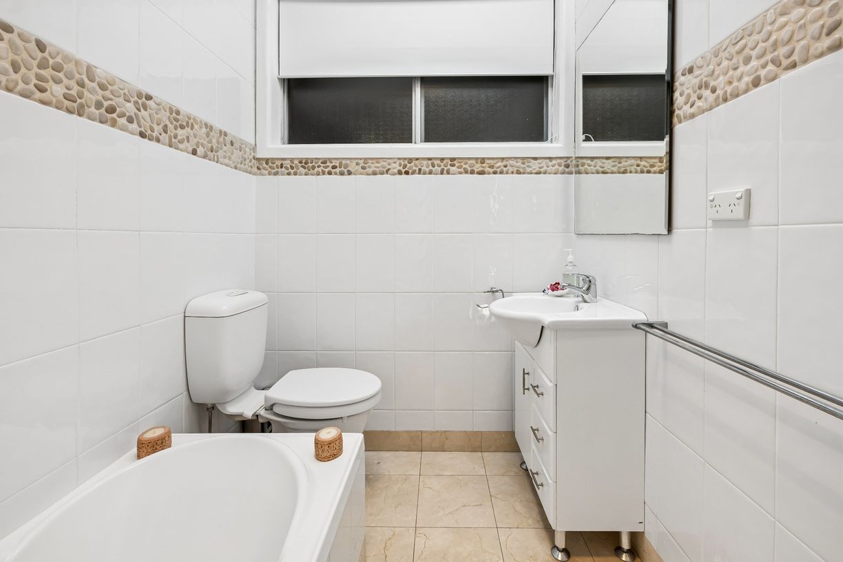 16 Hall Avenue — photo 13 of 24