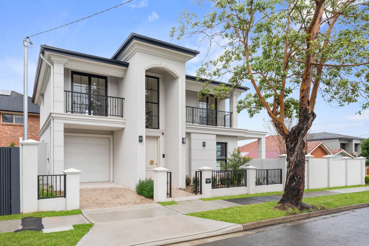 2A Albion Street — photo from Raine & Horne Burwood