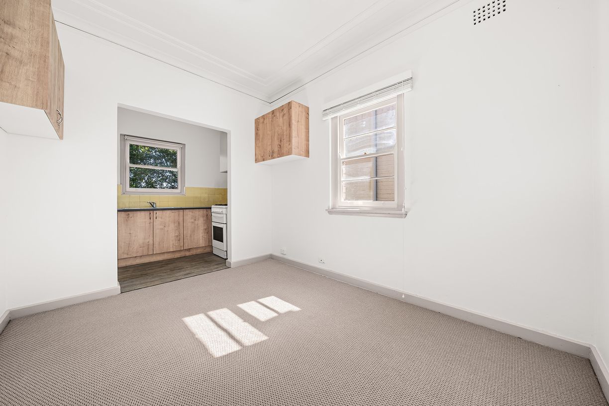 17 Rose Street — photo 3 of 10
