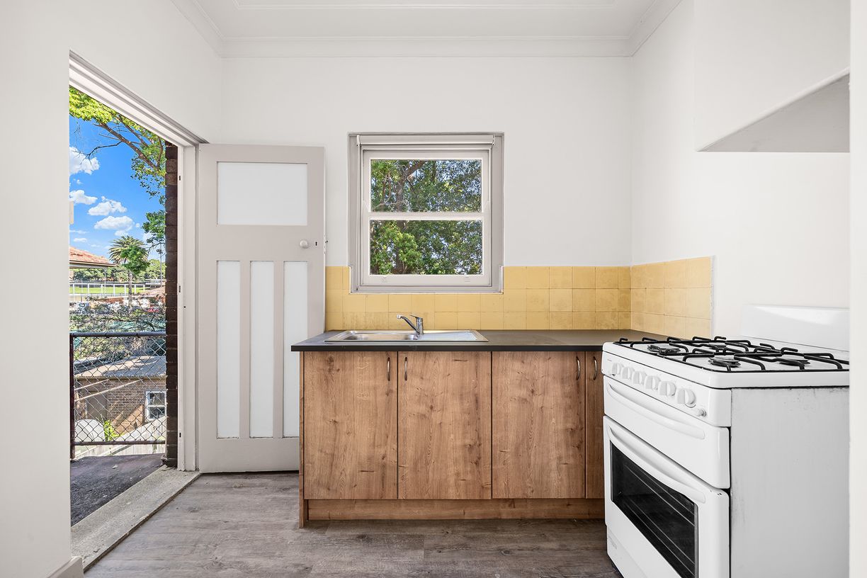 17 Rose Street — photo 2 of 10