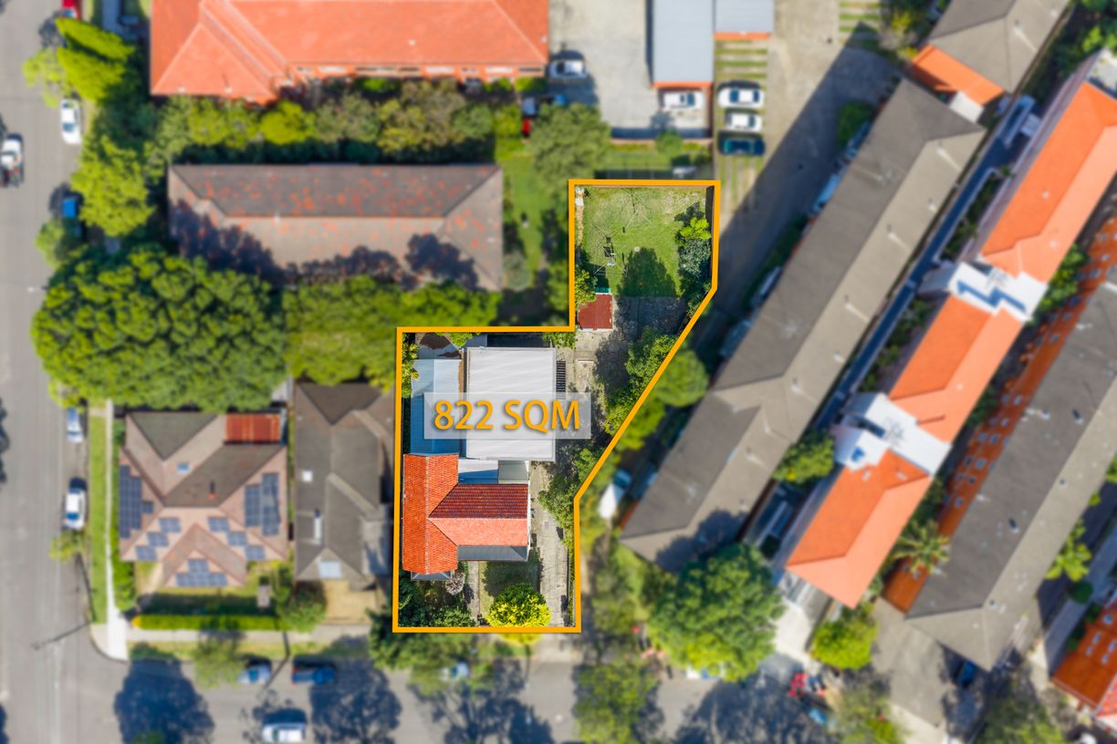 6 Webbs Avenue — photo 12 of 14