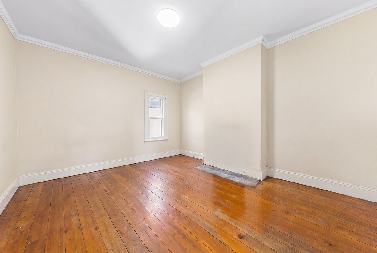 6 Webbs Avenue — photo 6 of 14