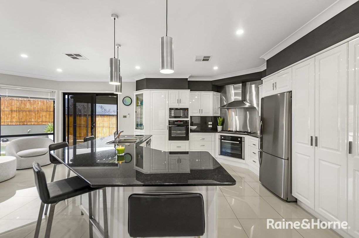 6 Heron Place — photo 8 of 30