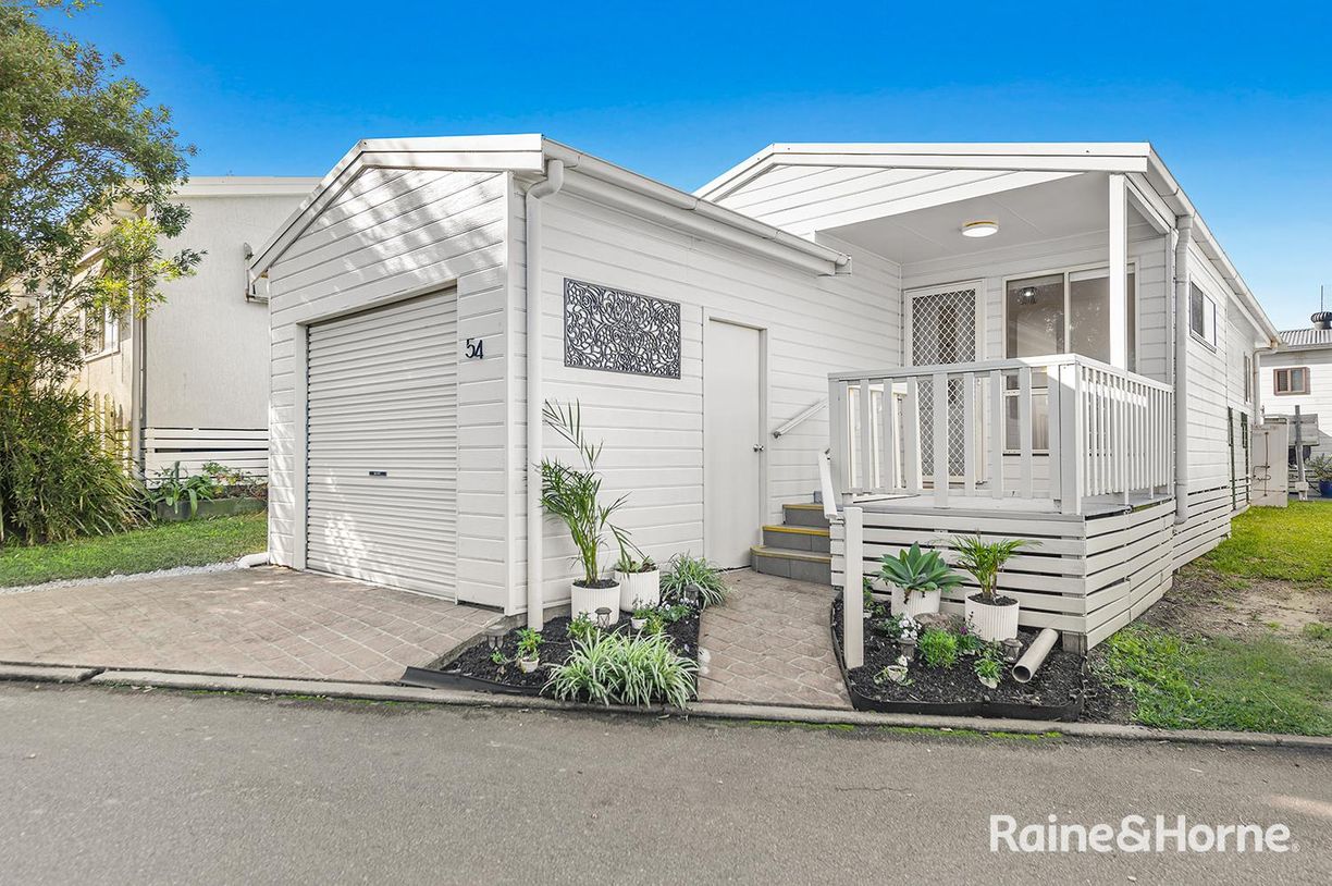 54/1a Kalaroo Road — photo from Raine & Horne Belmont