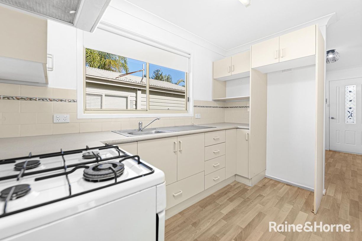 54/1a Kalaroo Road — photo 7 of 15