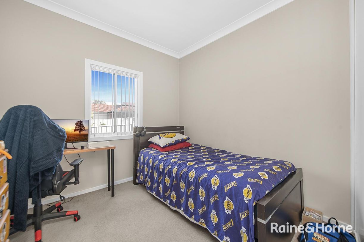 17 Livingstone Street — photo 11 of 20