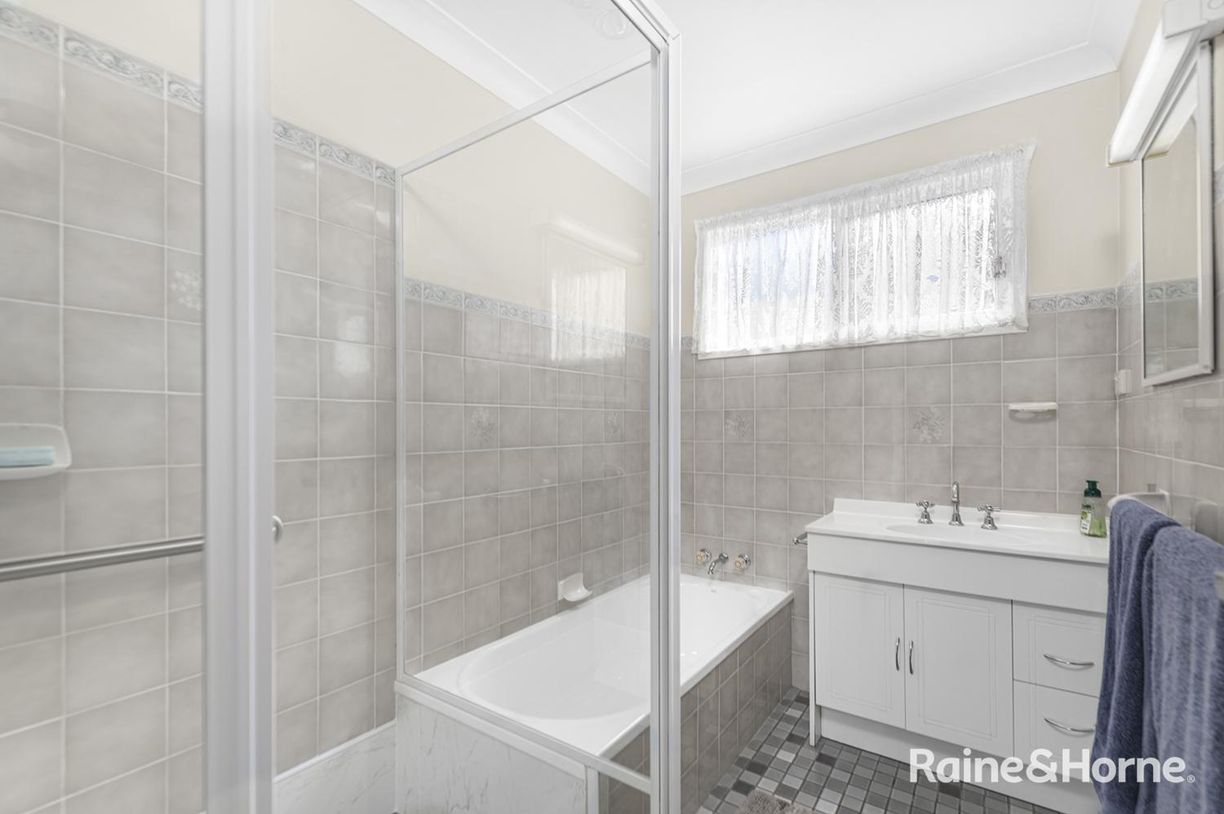 18/1a Kalaroo Road — photo 7 of 16