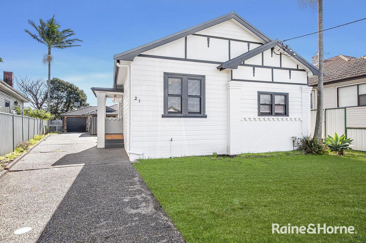 21 Maude Street — photo 2 of 19