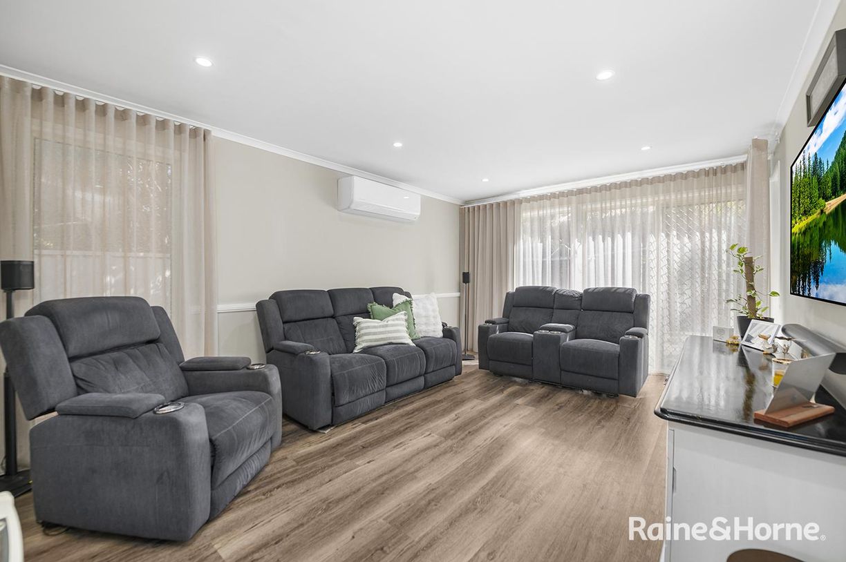 28 Green Point Drive — photo 6 of 22