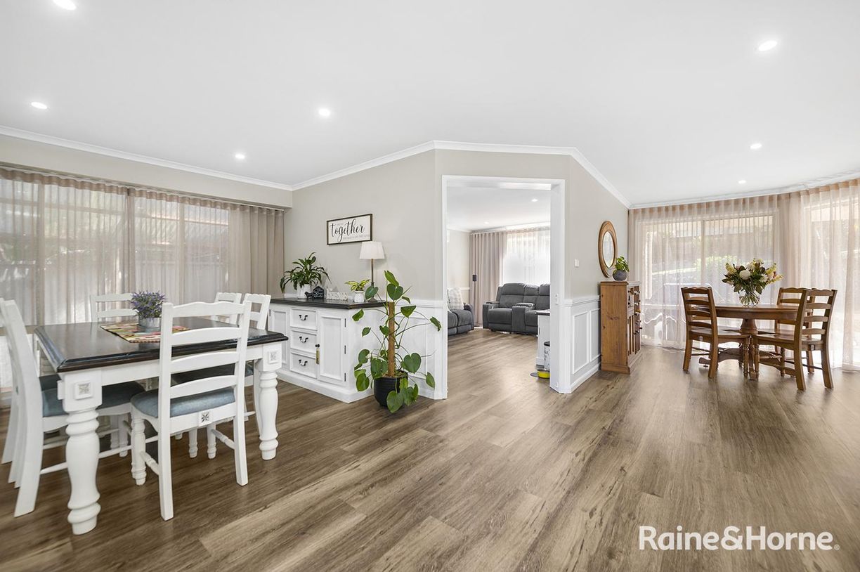 28 Green Point Drive — photo 4 of 22