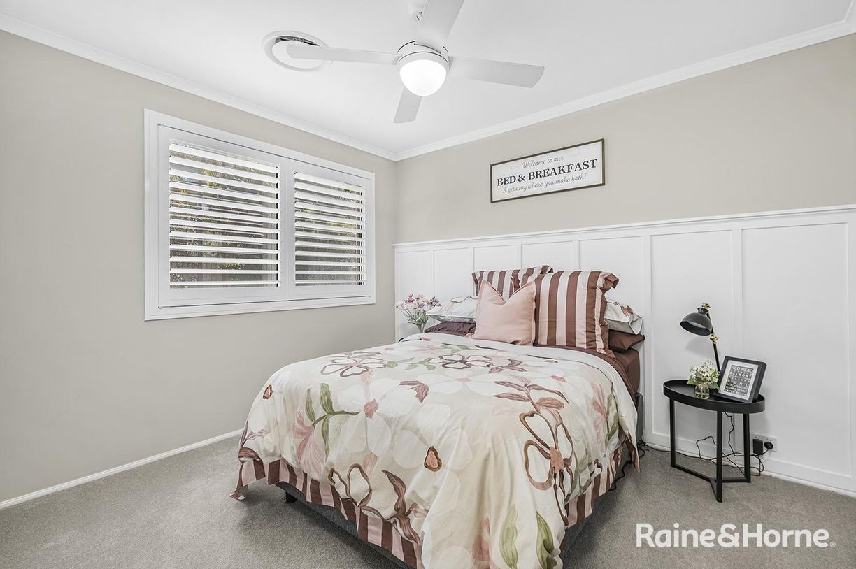 28 Green Point Drive — photo 12 of 22