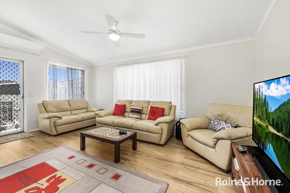 130/81 Kalaroo Road — photo 3 of 17