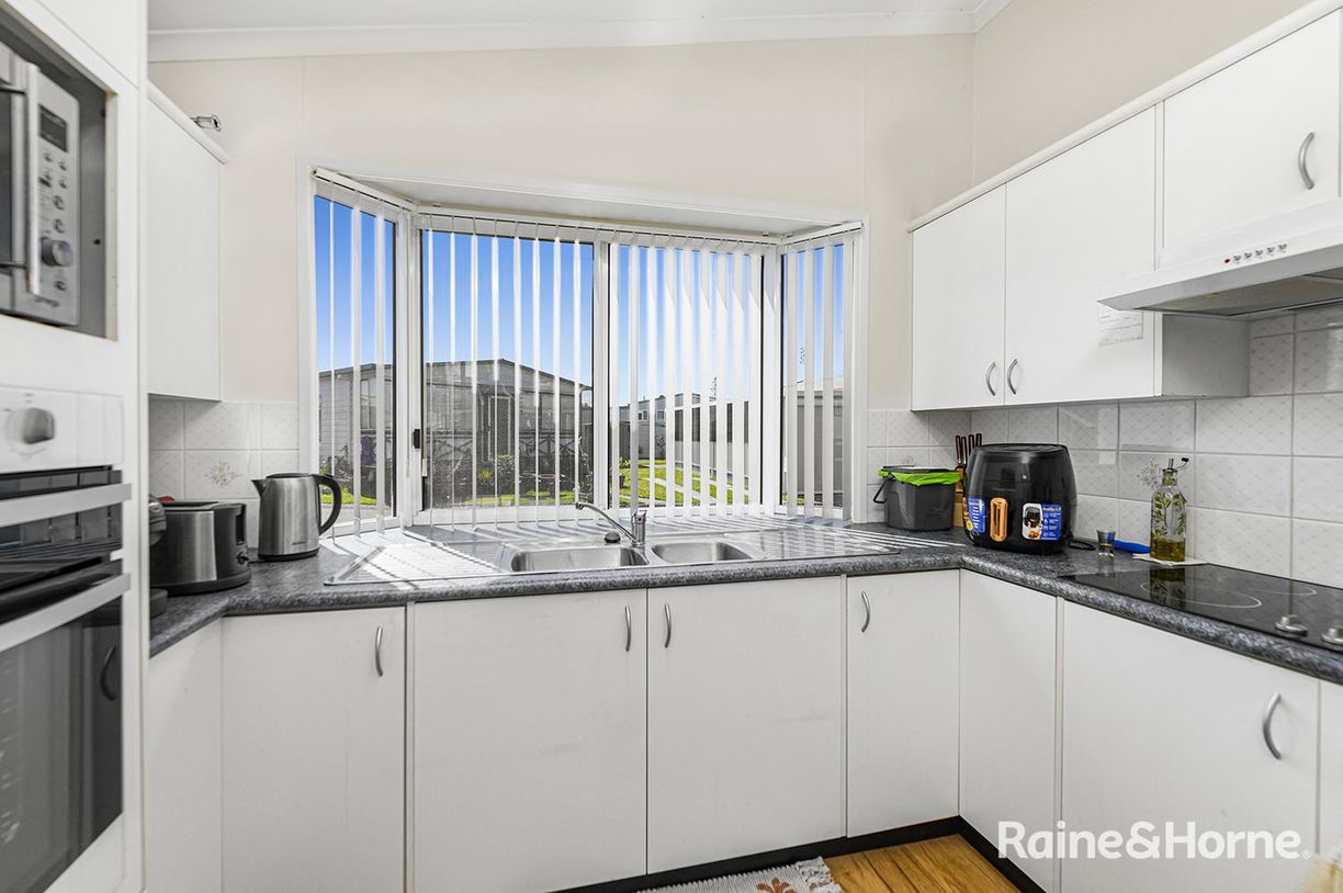 130/81 Kalaroo Road — photo 6 of 17
