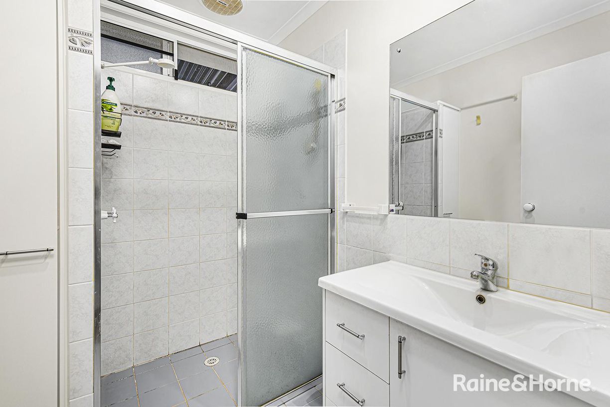 130/81 Kalaroo Road — photo 9 of 17