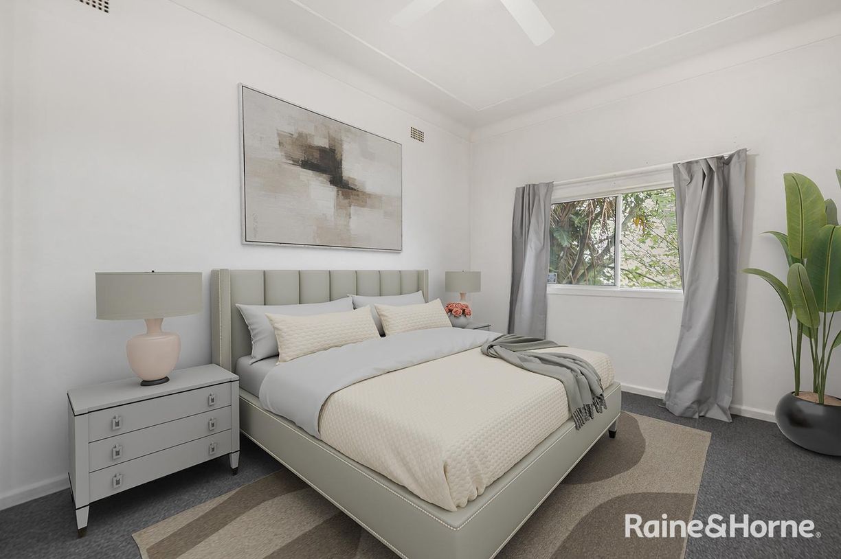 107 Woodstock Street — photo 4 of 15