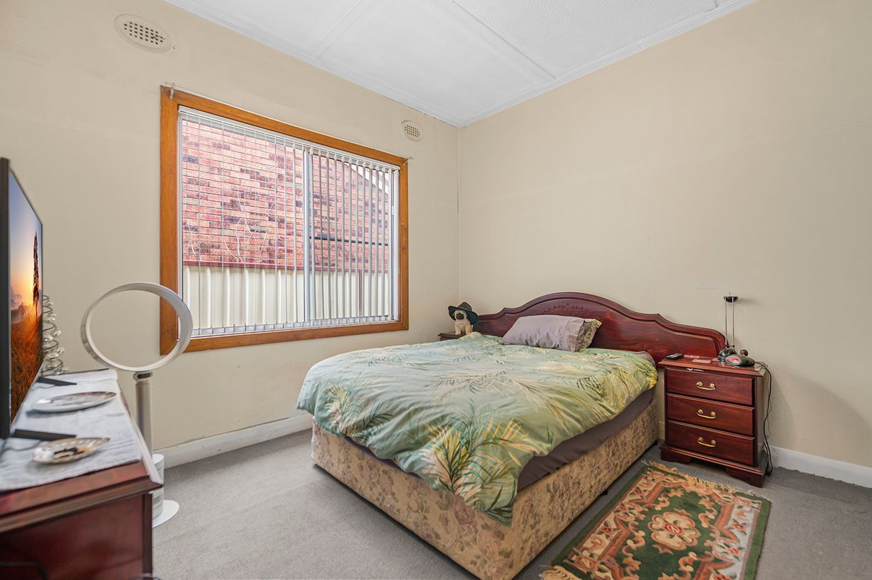 16 Glover Street — photo 7 of 24