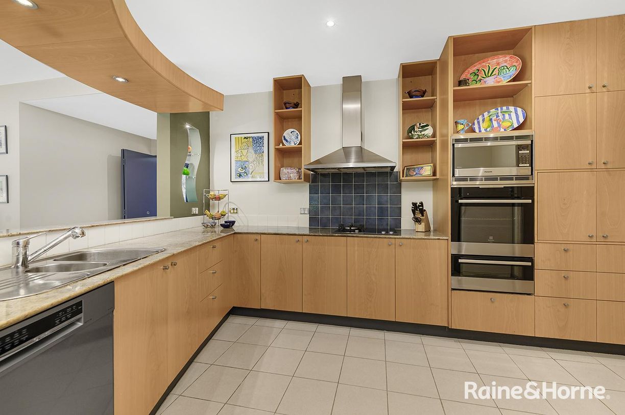 8 Cockatoo Court — photo 6 of 30