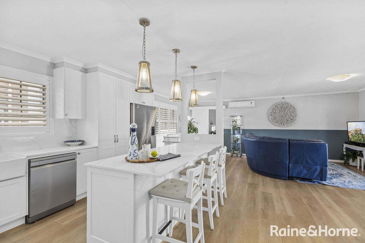 36 Dening Street — photo 4 of 22