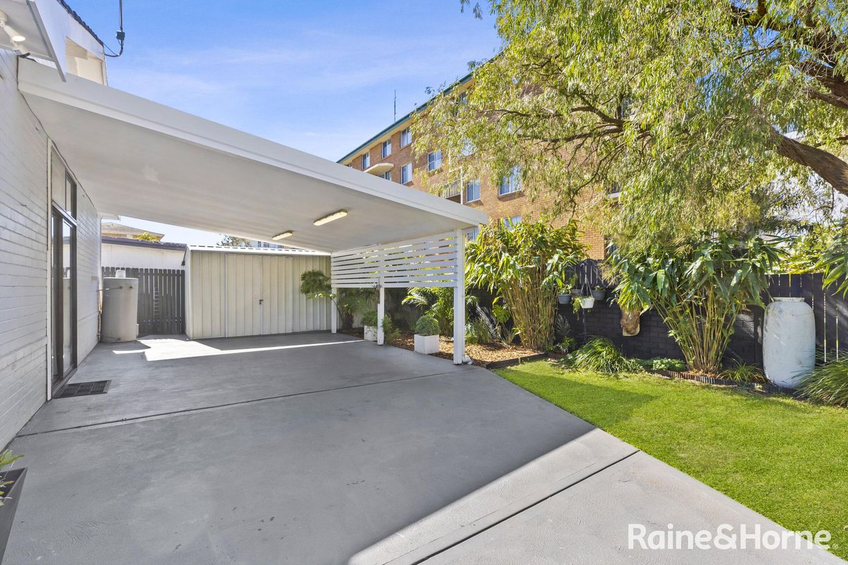 36 Dening Street — photo 12 of 22