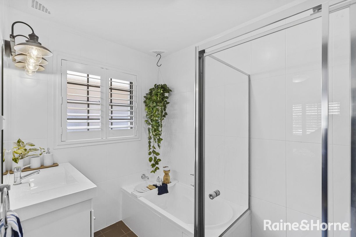36 Dening Street — photo 17 of 22