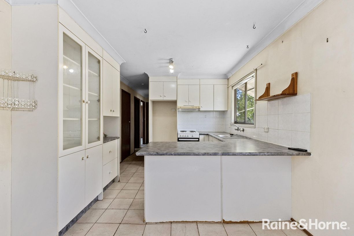 9 MacArthur Street — photo 3 of 15