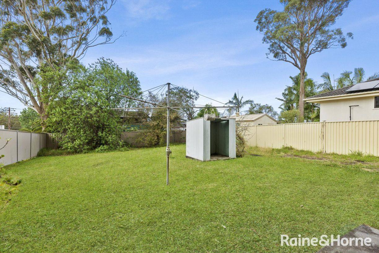 49 Gladys Avenue — photo 7 of 12