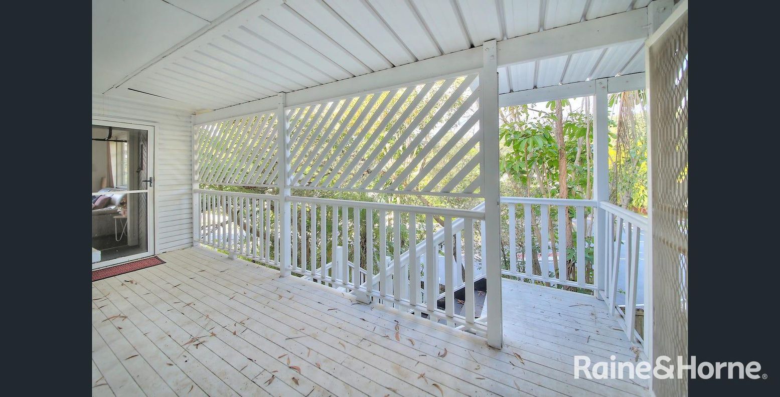 27 Ansdell Street — photo 11 of 14