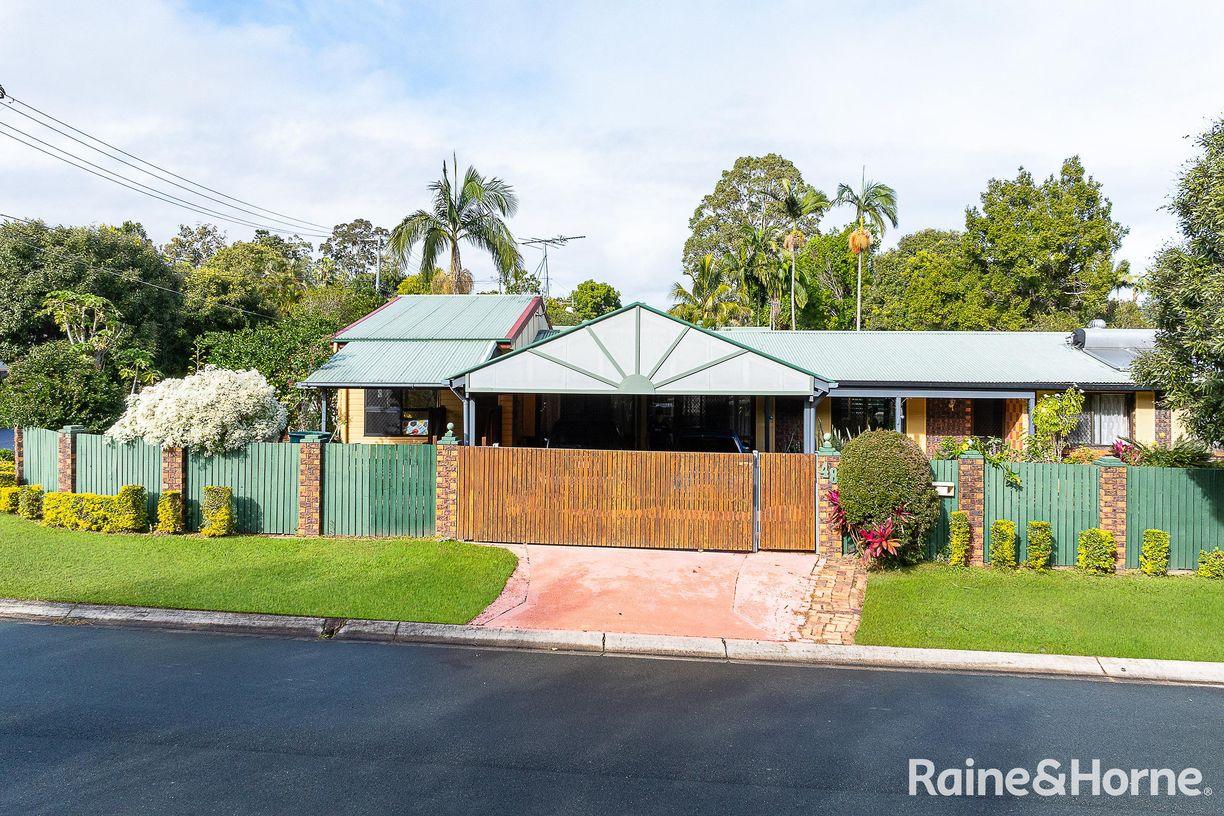 48 Lobelia Avenue — photo 4 of 27