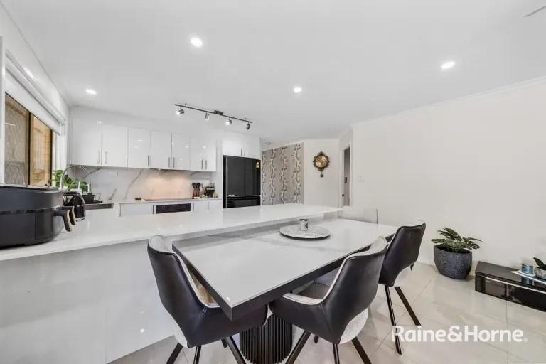 358 Mount Gravatt Capalaba Road — photo 5 of 15
