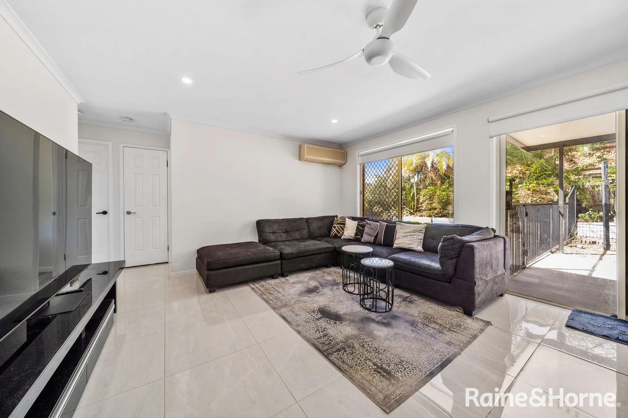 358 Mount Gravatt Capalaba Road — photo 4 of 15