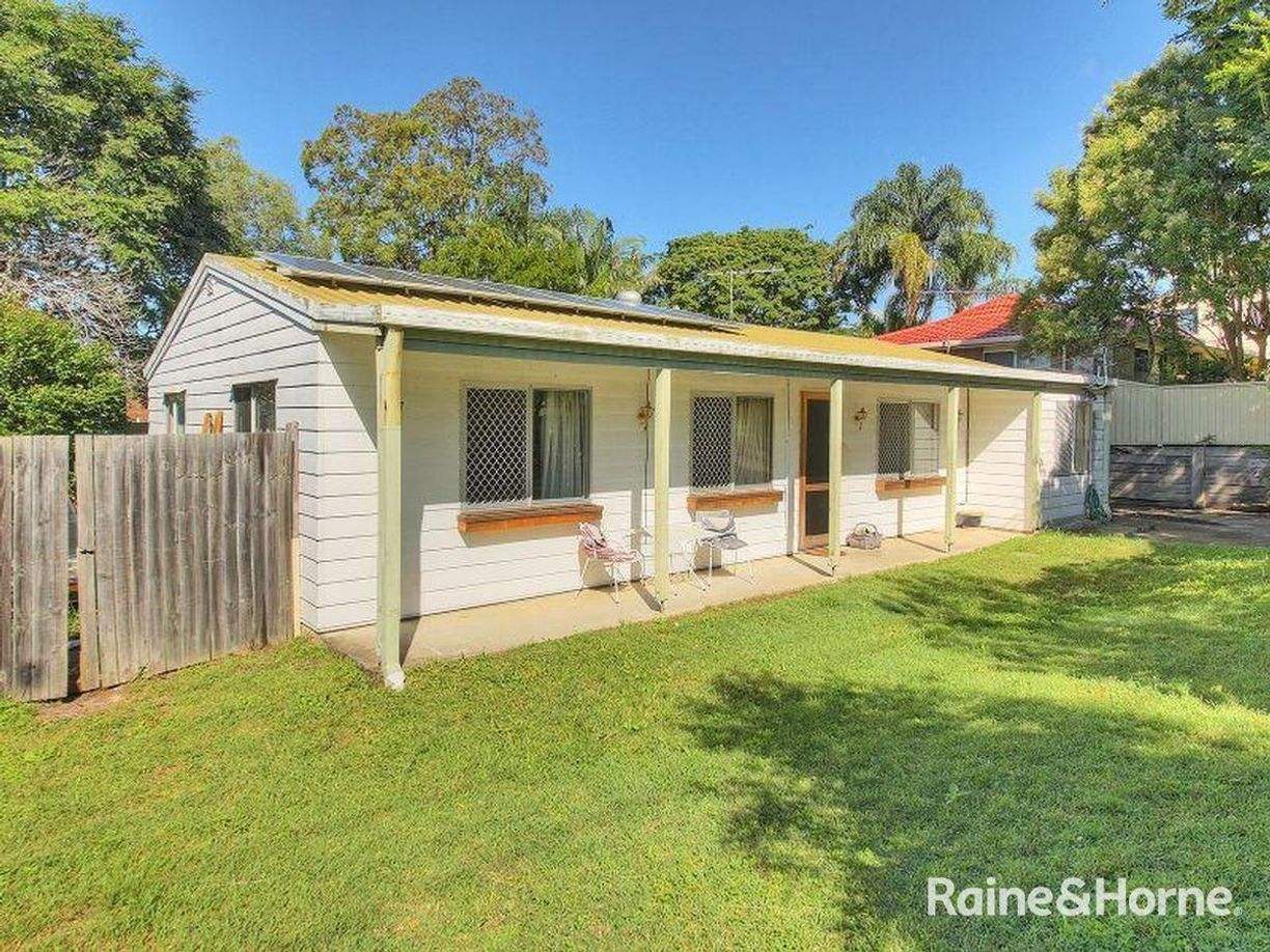 Boronia Heights, QLD 4124 — photo from Raine & Horne Springwood